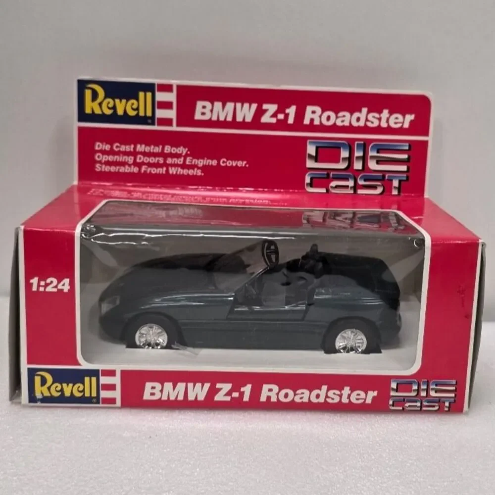 Revell Lot of 2 Scale 1:24 Diecast